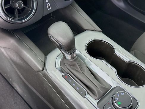 Used 2022 Chevrolet Blazer LT image 17