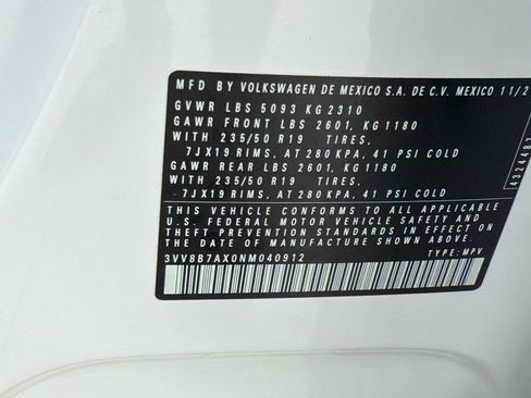 Used 2022 Volkswagen Tiguan SE R-Line AWD/4WD image 23