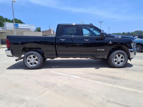 New 2025 RAM 2500 Lone Star AWD/4WD image 2