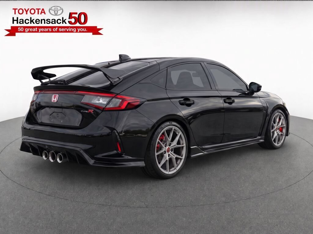 Used 2025 Honda Civic Type R image 5
