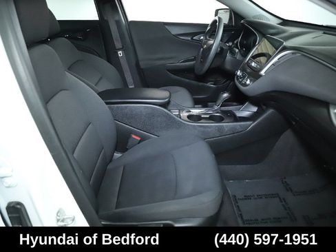 Used 2020 Chevrolet Malibu LS FWD image 33