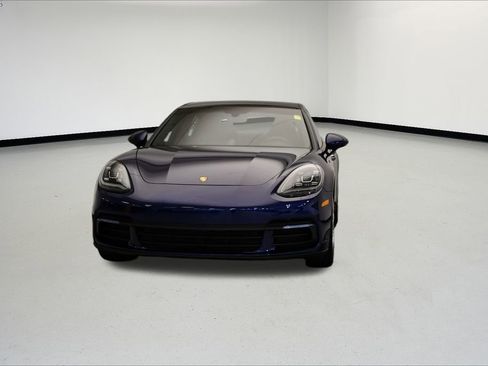Used 2020 Porsche Panamera 4 image 10