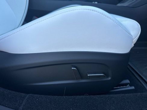 Used 2024 Tesla Model 3 Performance AWD/4WD image 22
