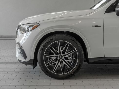 New 2025 Mercedes-Benz GLC 43 AMG 4MATIC image 4