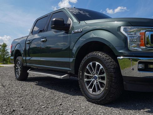 Used 2018 Ford F150 XLT AWD/4WD image 8