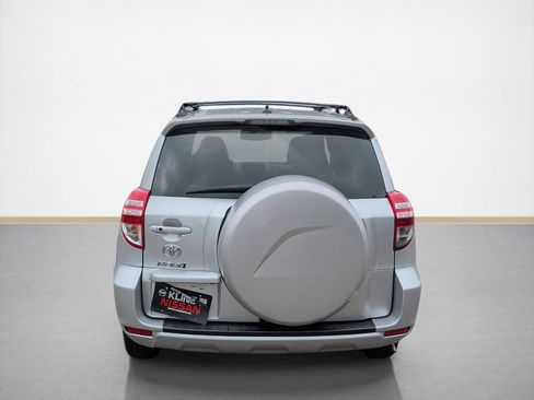 Used 2011 Toyota RAV4 Limited w/ Limited Extra Value Pkg FWD image 4