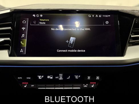 Used 2024 Audi Q4 e-tron Premium Plus w/ Premium Plus image 24