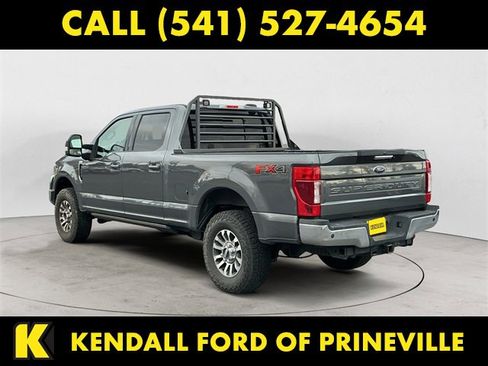 Used 2022 Ford F250 Lariat w/ Lariat Value Package image 3