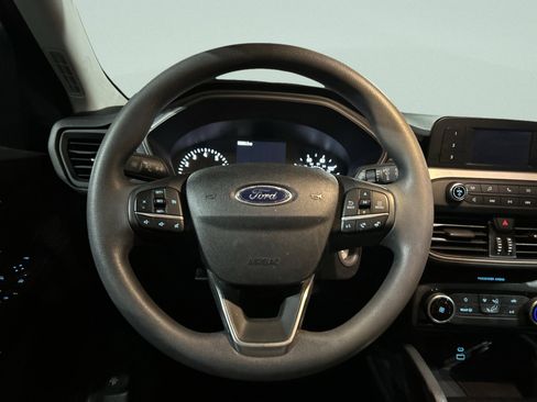 Used 2022 Ford Escape S image 19