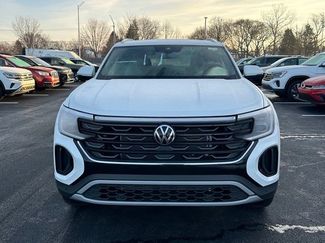 New 2026 Volkswagen Atlas Cross Sport SE AWD/4WD video 2