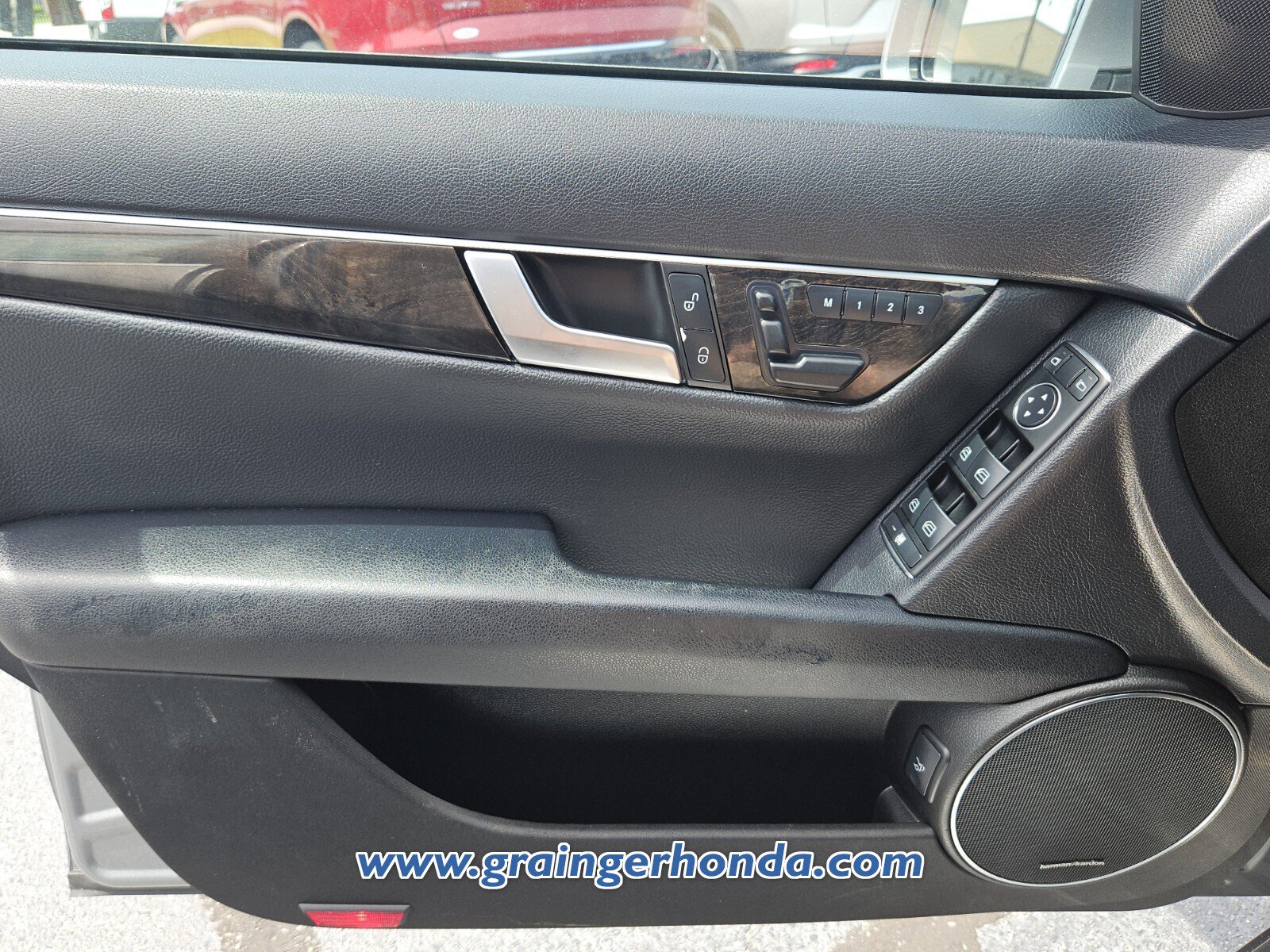 Used 2013 Mercedes-Benz C 300 4MATIC Sedan image 22
