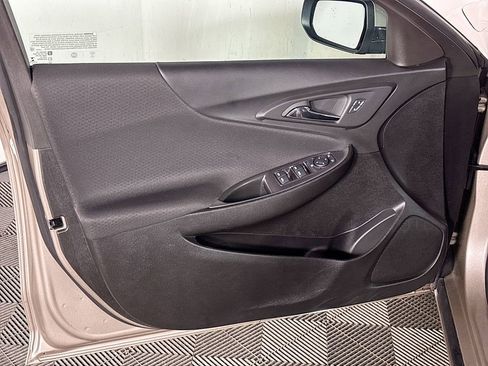 Used 2023 Chevrolet Malibu LT image 10