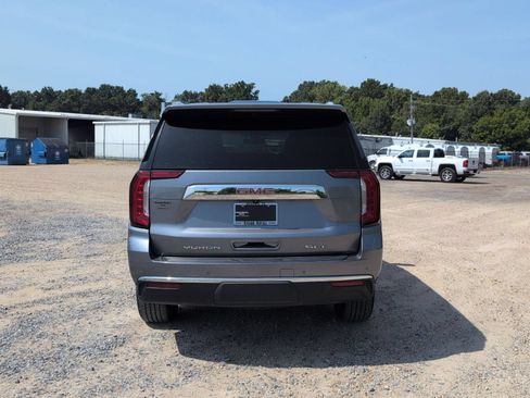 Used 2022 GMC Yukon SLT w/ SLT Premium Package RWD image 5