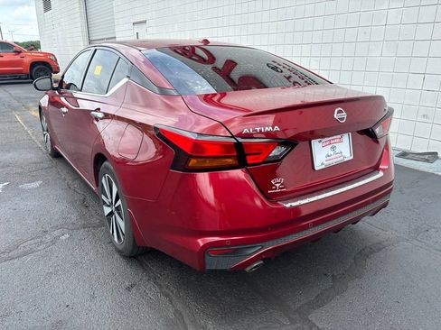 Used 2021 Nissan Altima 2.5 SL FWD image 6