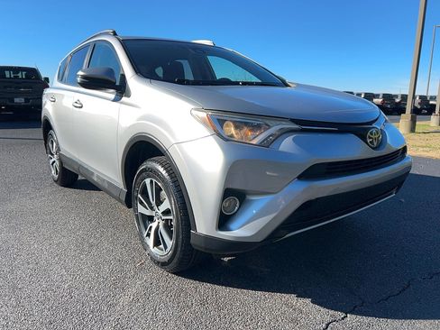 Used 2017 Toyota RAV4 XLE image 3
