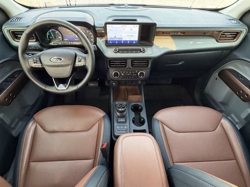 Used 2024 Ford Maverick Lariat FWD image 12