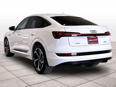 Used 2023 Audi e-tron Premium Plus w/ Premium Plus Package AWD/4WD image 13