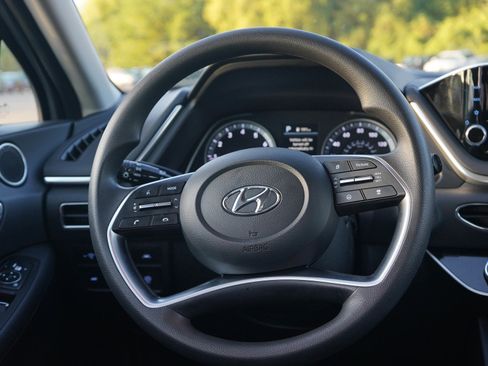 Used 2023 Hyundai Sonata SEL FWD image 15