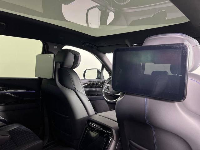 Used 2026 Cadillac Escalade IQ Sport 1 AWD/4WD image 35