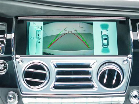 Used 2016 Rolls-Royce Wraith image 33