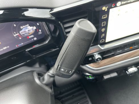 New 2026 GMC Sierra 1500 Elevation image 49