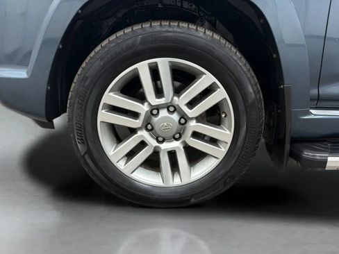 Used 2013 Toyota 4Runner SR5 AWD/4WD image 27