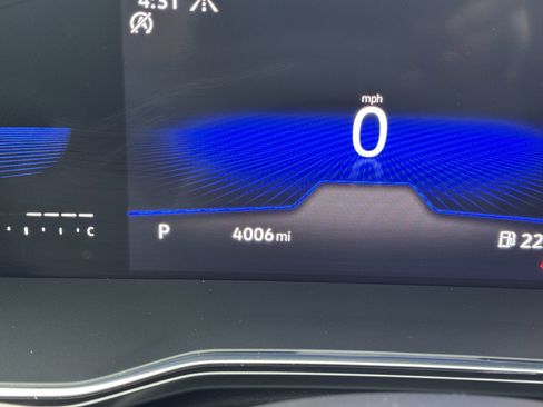 Used 2022 Volkswagen Jetta SE w/ Panoramic Sunroof Package image 12