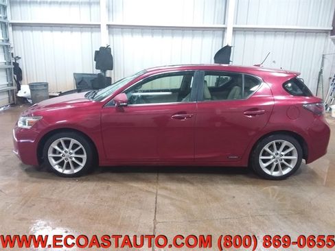 Used 2011 Lexus CT 200h Premium w/ Premium Audio Pkg image 6