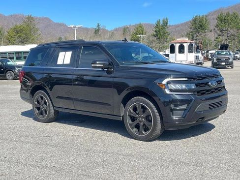 Certified 2023 Ford Expedition Limited image 1