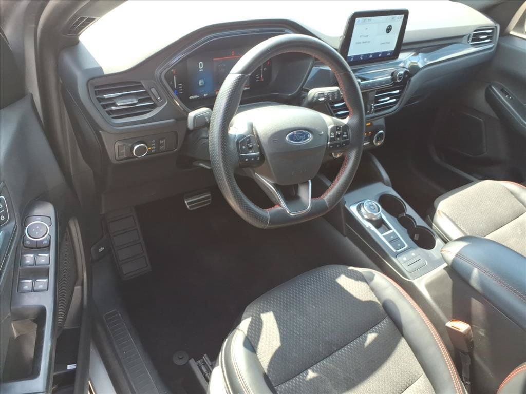 Used 2024 Ford Escape ST-Line AWD/4WD image 18