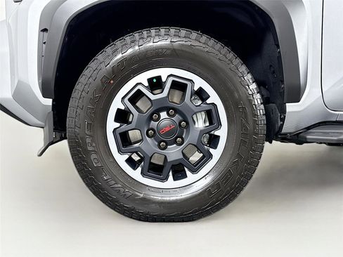 Certified 2026 Toyota 4Runner TRD Off-Road Premium AWD/4WD image 45