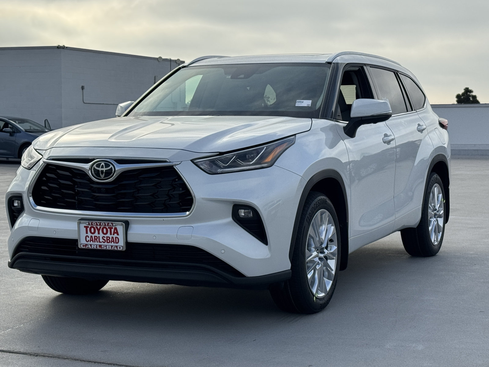 New 2026 Toyota Highlander Limited AWD/4WD image 12