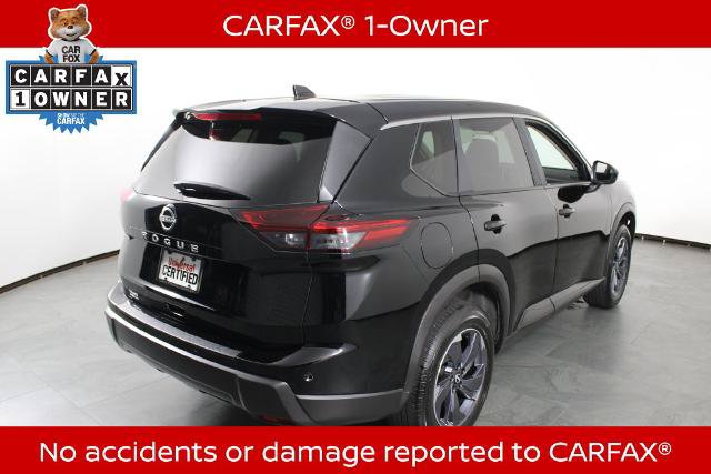 Certified 2026 Nissan Rogue SV FWD image 5