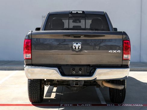 Used 2018 RAM 2500 Lone Star image 5