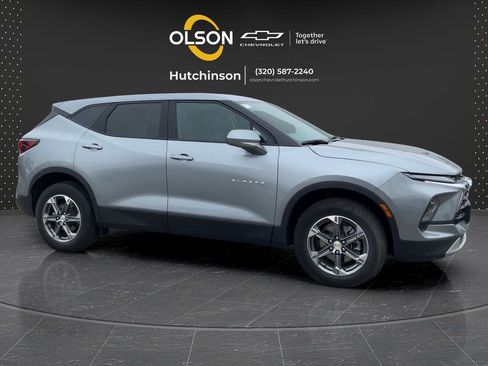 Certified 2025 Chevrolet Blazer LT AWD/4WD image 24