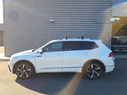 Used 2022 Volkswagen Tiguan SEL R-Line