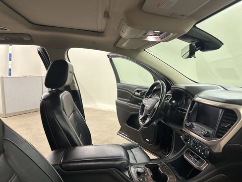 Used 2020 GMC Acadia Denali w/ Denali Ultimate Package image 21