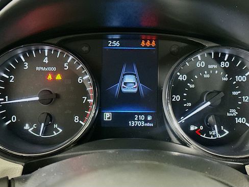 Used 2022 Nissan Rogue Sport SL image 18