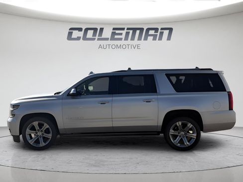 Used 2019 Chevrolet Suburban Premier AWD/4WD image 2