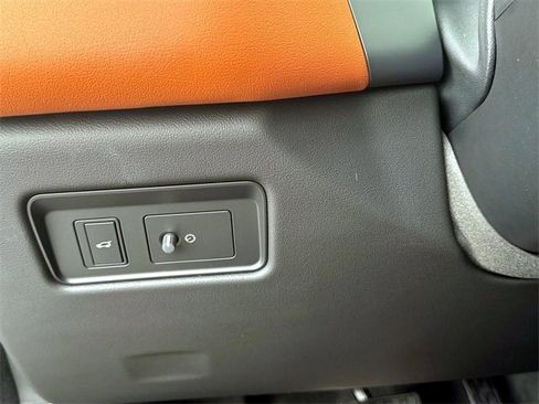 New 2026 Jaguar F-PACE R-Dynamic S image 28