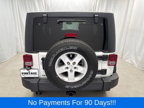Used 2017 Jeep Wrangler Unlimited Sport w/ Quick Order Package 24S AWD/4WD image 4