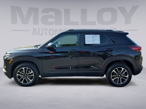 Used 2026 Chevrolet TrailBlazer LT w/ Convenience Package AWD/4WD image 2