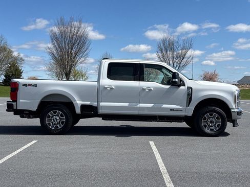 Used 2025 Ford F350 Lariat w/ Camper Package image 8