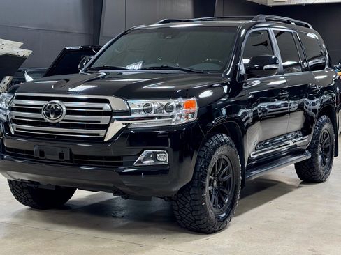 Used 2019 Toyota Land Cruiser AWD/4WD image 2