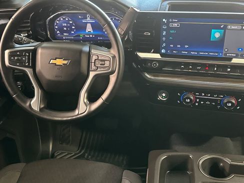 Used 2024 Chevrolet Silverado 1500 LT RWD image 16