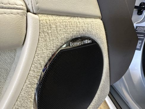 Used 2011 Jaguar XK Convertible image 45