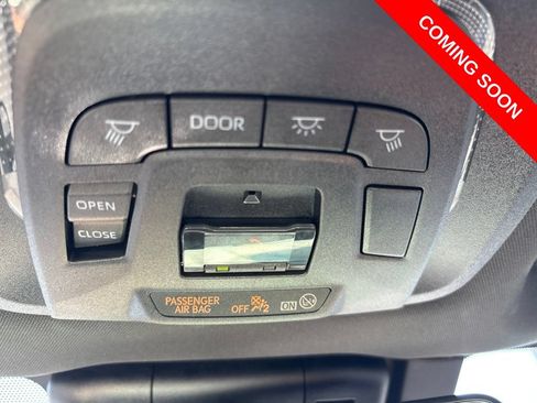 Used 2024 Toyota Crown AWD/4WD image 33