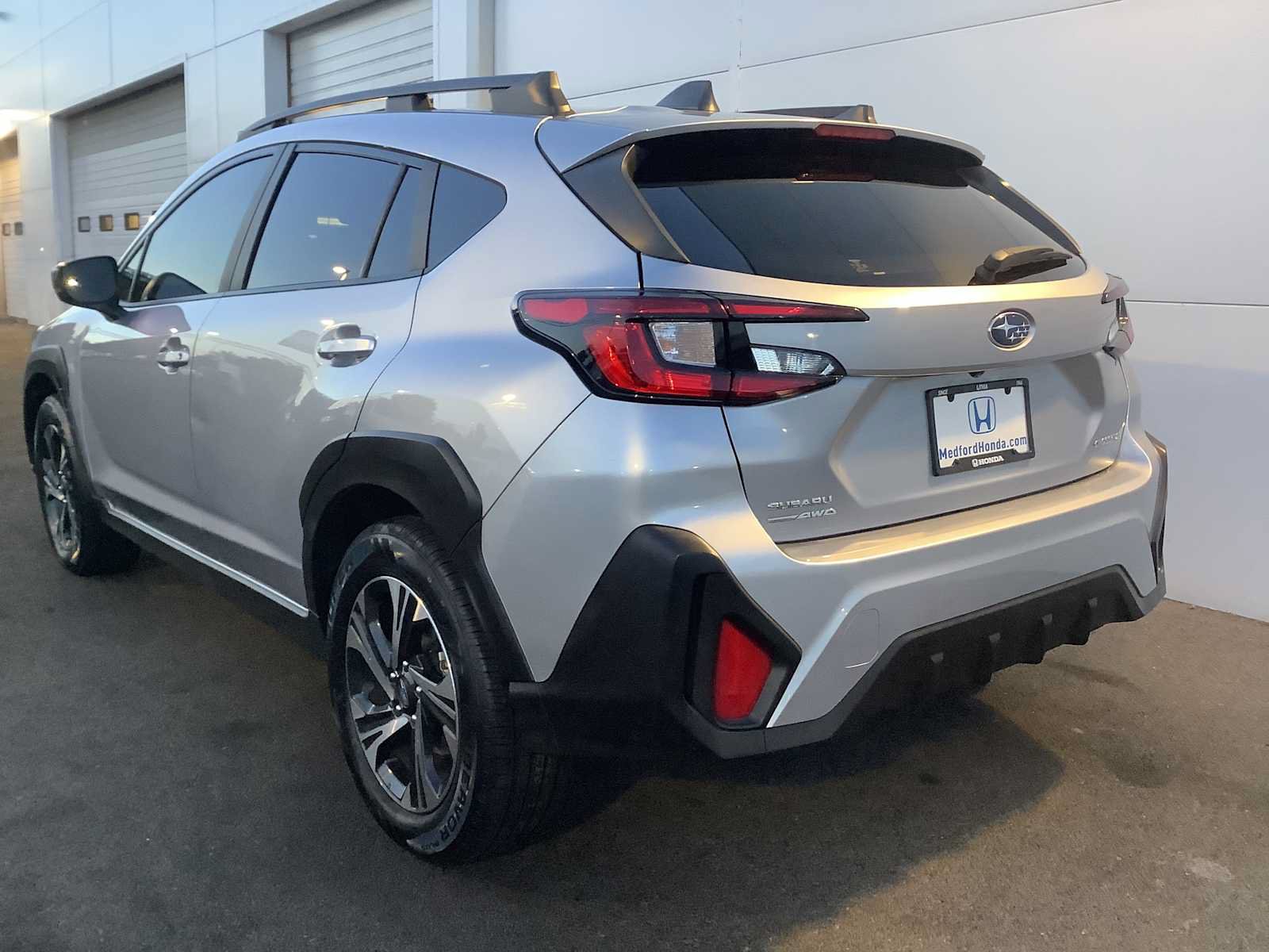 Used 2024 Subaru Crosstrek 2.0i Premium w/ Crosstrek Mirror Package AWD/4WD image 4