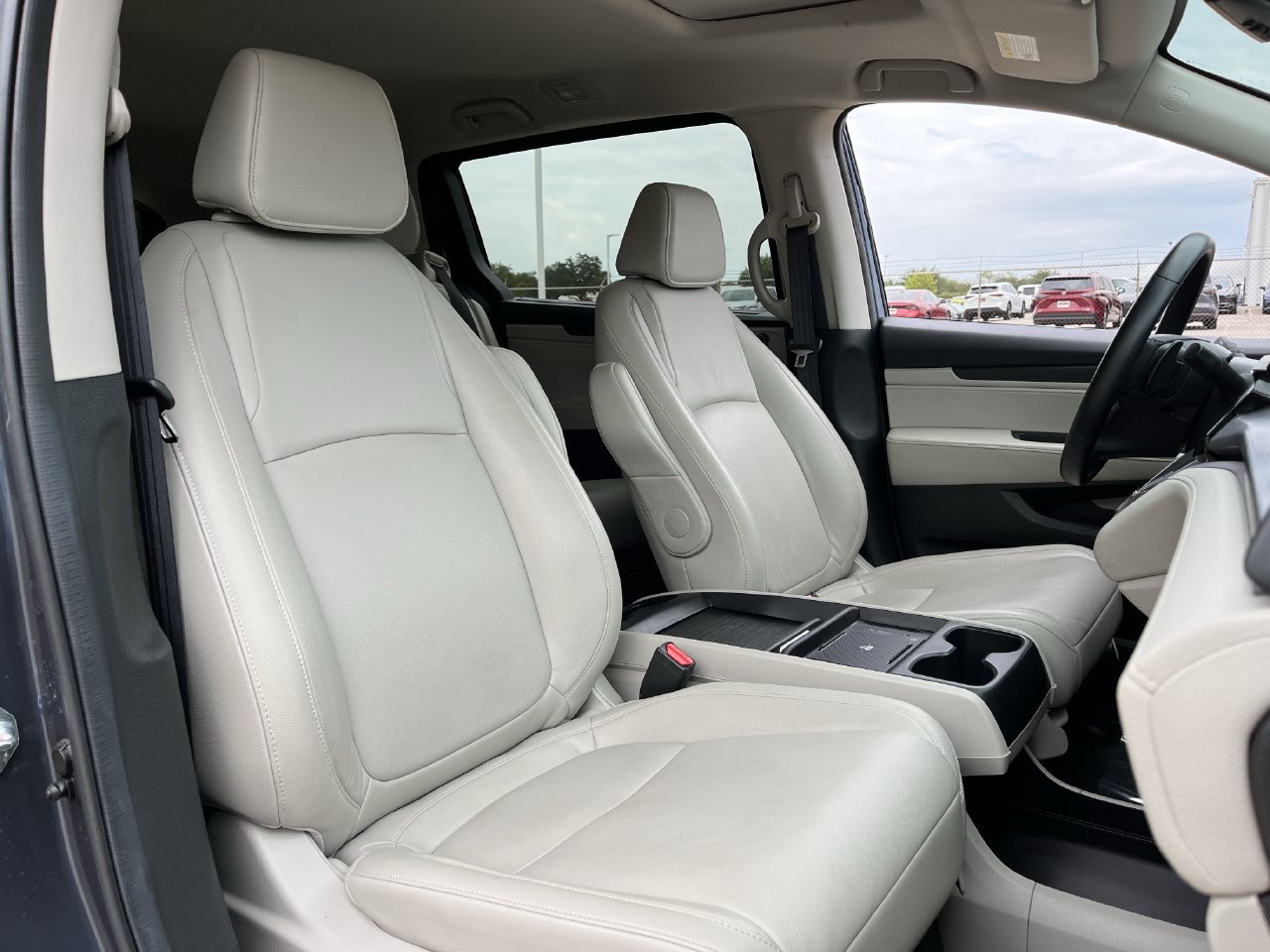 Used 2025 Honda Odyssey EX-L image 25