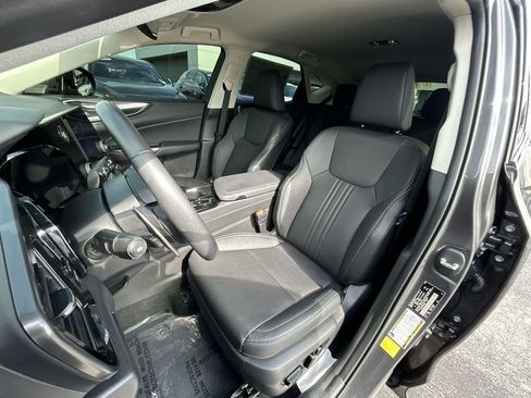 Used 2025 Lexus NX 250 FWD w/ Towing Package (2000 Lbs) image 30